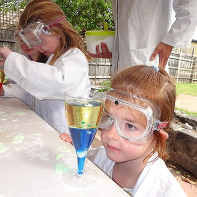 Science Party | Amazing Kids Parties